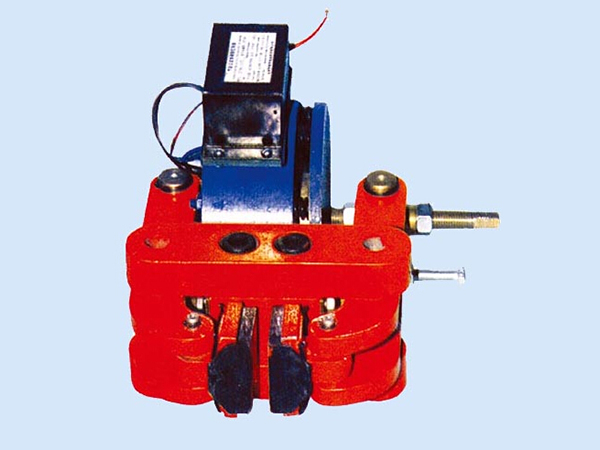 電磁鉗盤式制動器